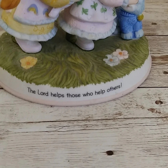 Vintage Special Blessings Helping Hands 1989 - Picture 2 of 11